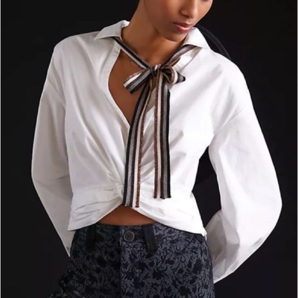 Anthropologie Sunday In Brooklyn Twist Front V Neck Blouse Size M‎